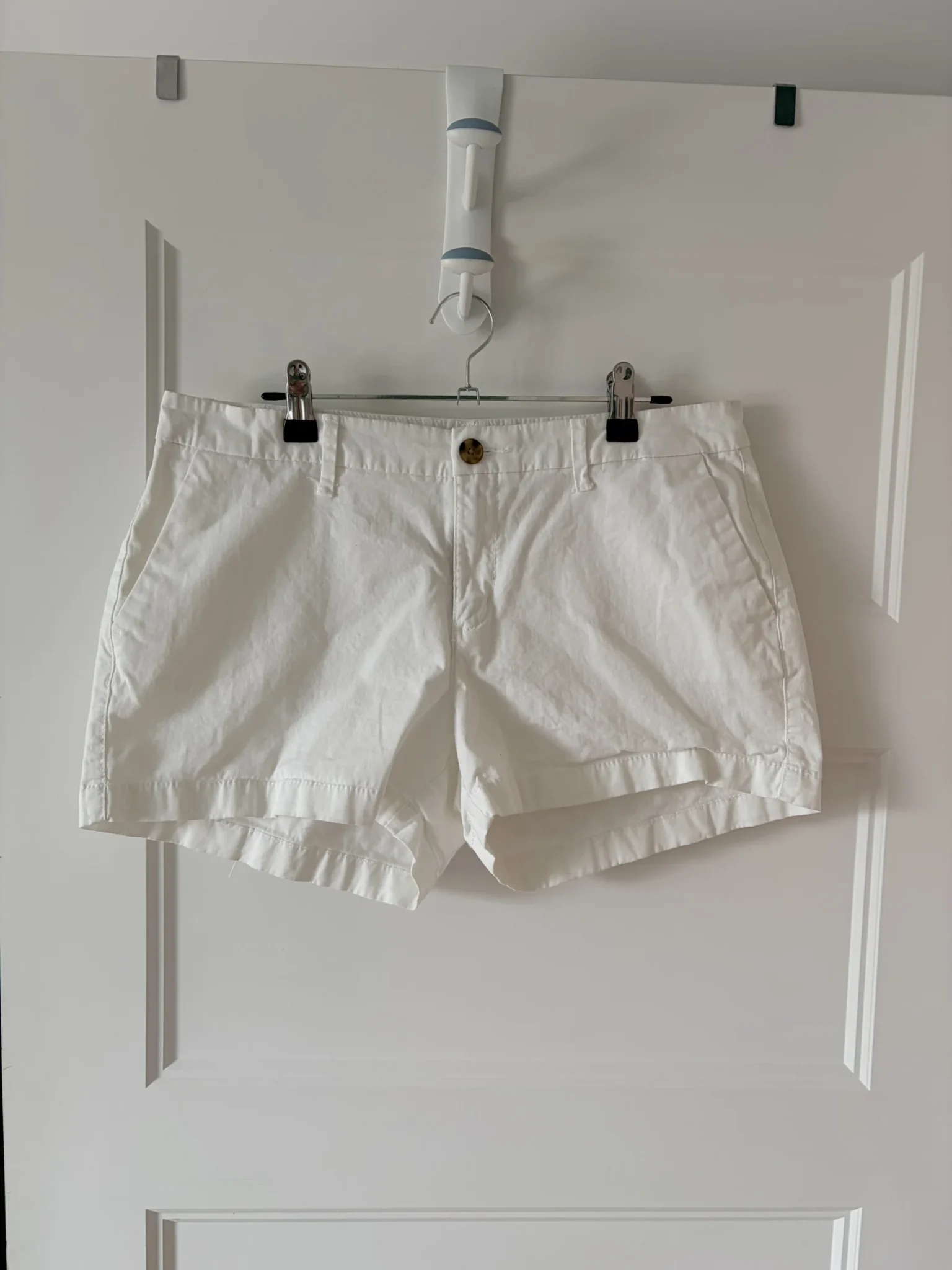 Featured image for Short Old Navy blanc