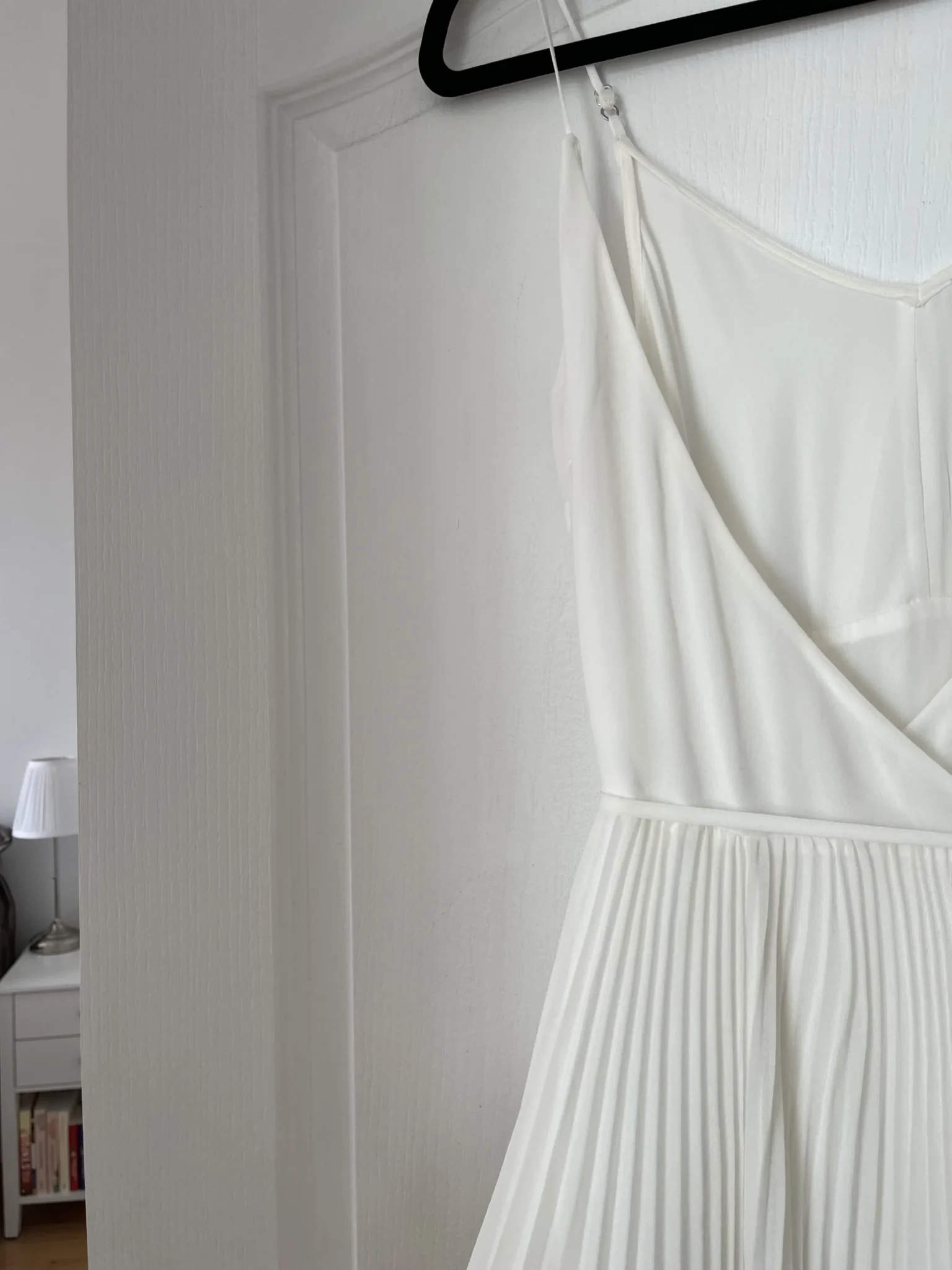 Image for Robe Wilfred Aritzia Beaune Pleated midi dress blanc taille XXS