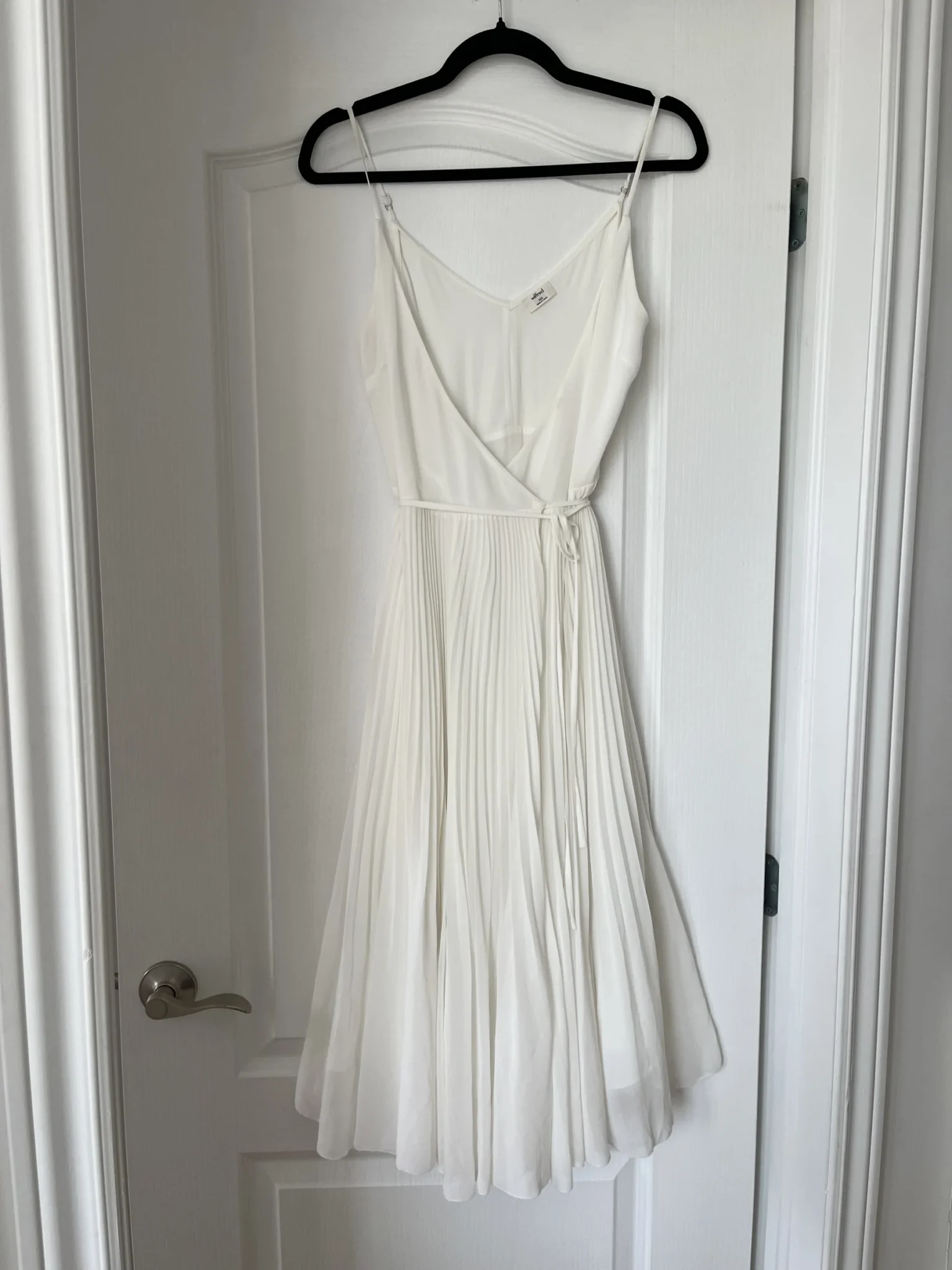 Image for Robe Wilfred Aritzia Beaune Pleated midi dress blanc taille XXS