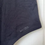 Thumbnail for Body Contour Aritzia noir taille XS col rond