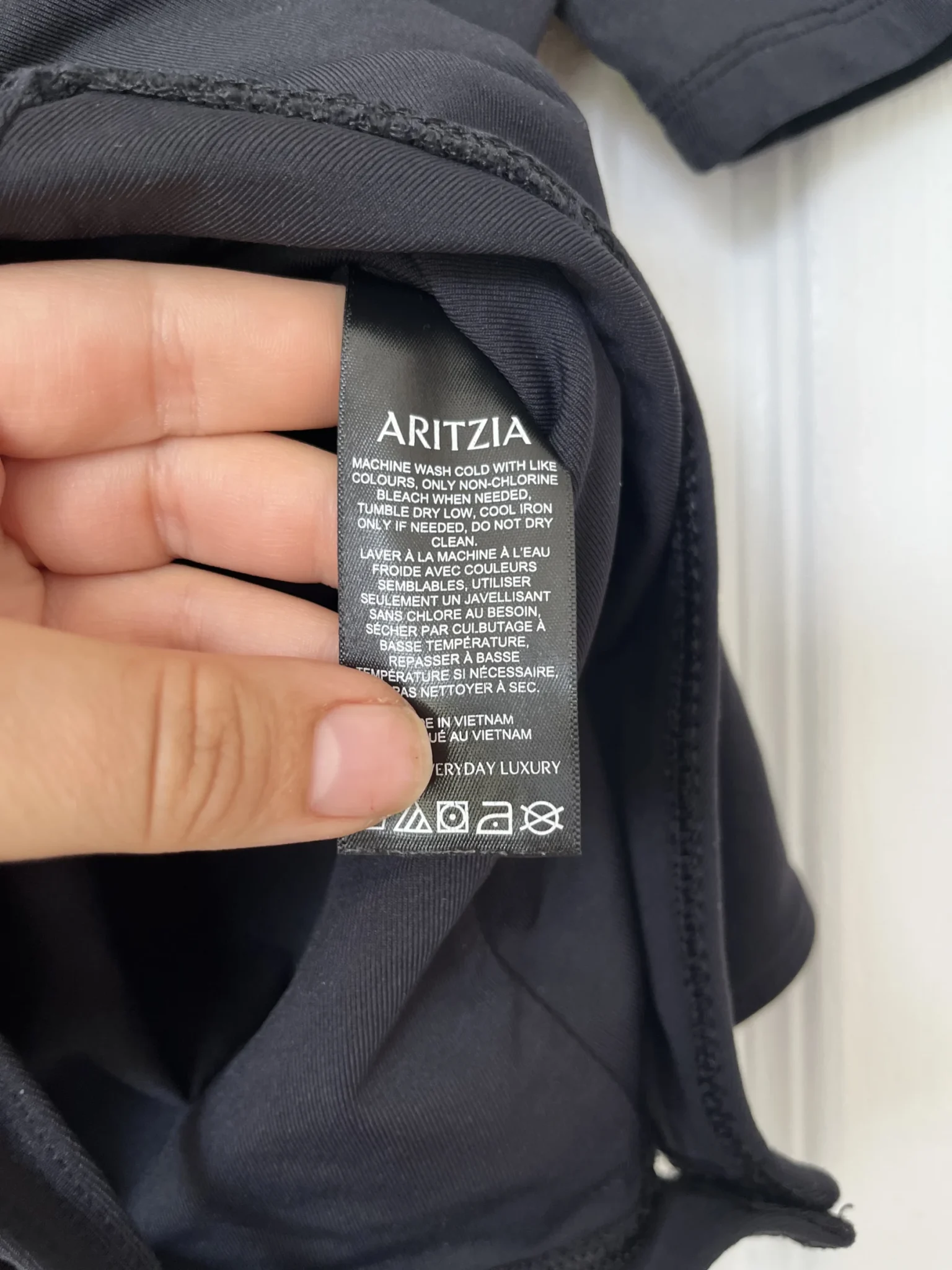 Image for Body Contour Aritzia noir taille XS col rond