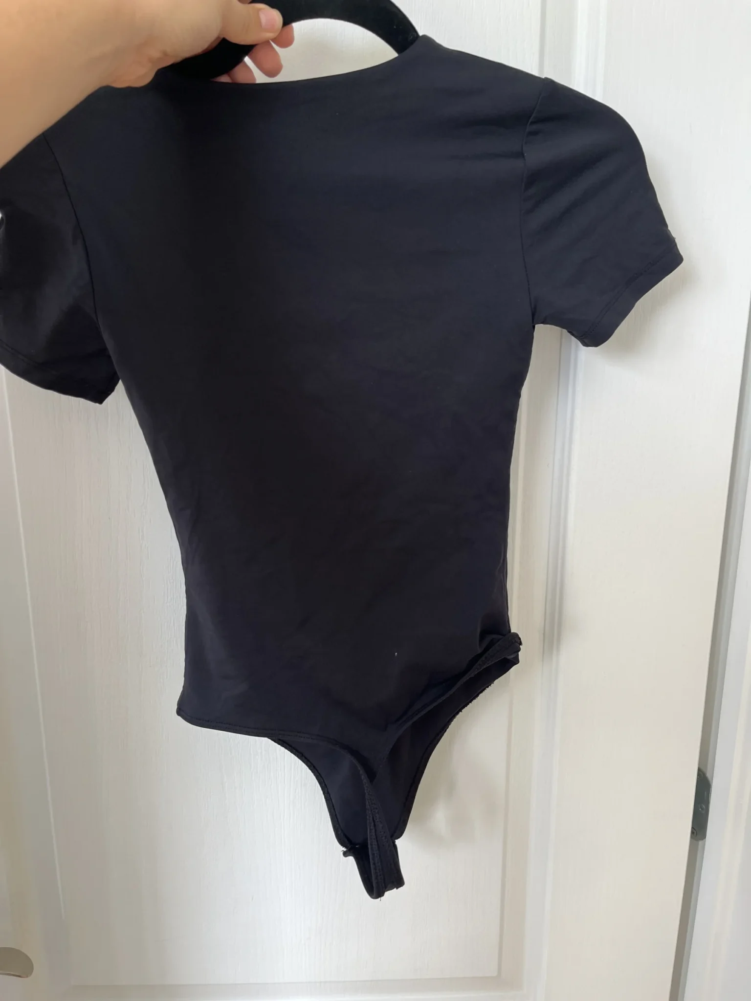 Image for Body Contour Aritzia noir taille XS col rond