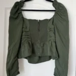Thumbnail for Blouse Wilfred Aritzia modèle Marylin Blouse vert kaki taille M