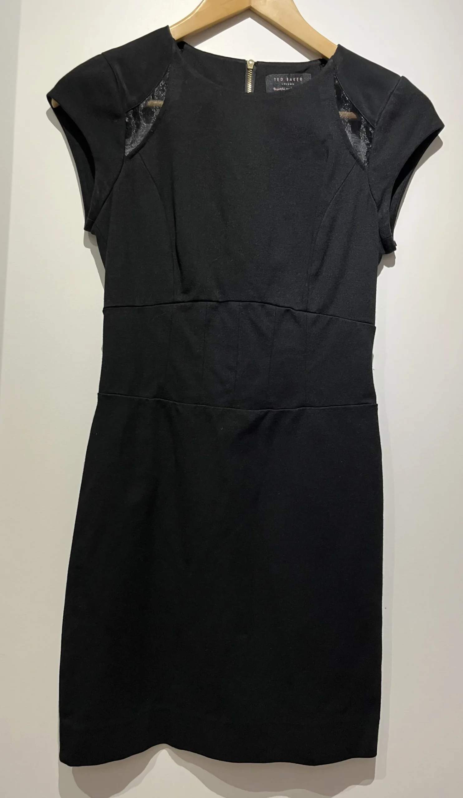 Robe noire Ted Baker Ted Baker seconde main