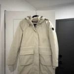 Featured thumbnail for Manteau d’hiver (longueur fesses)