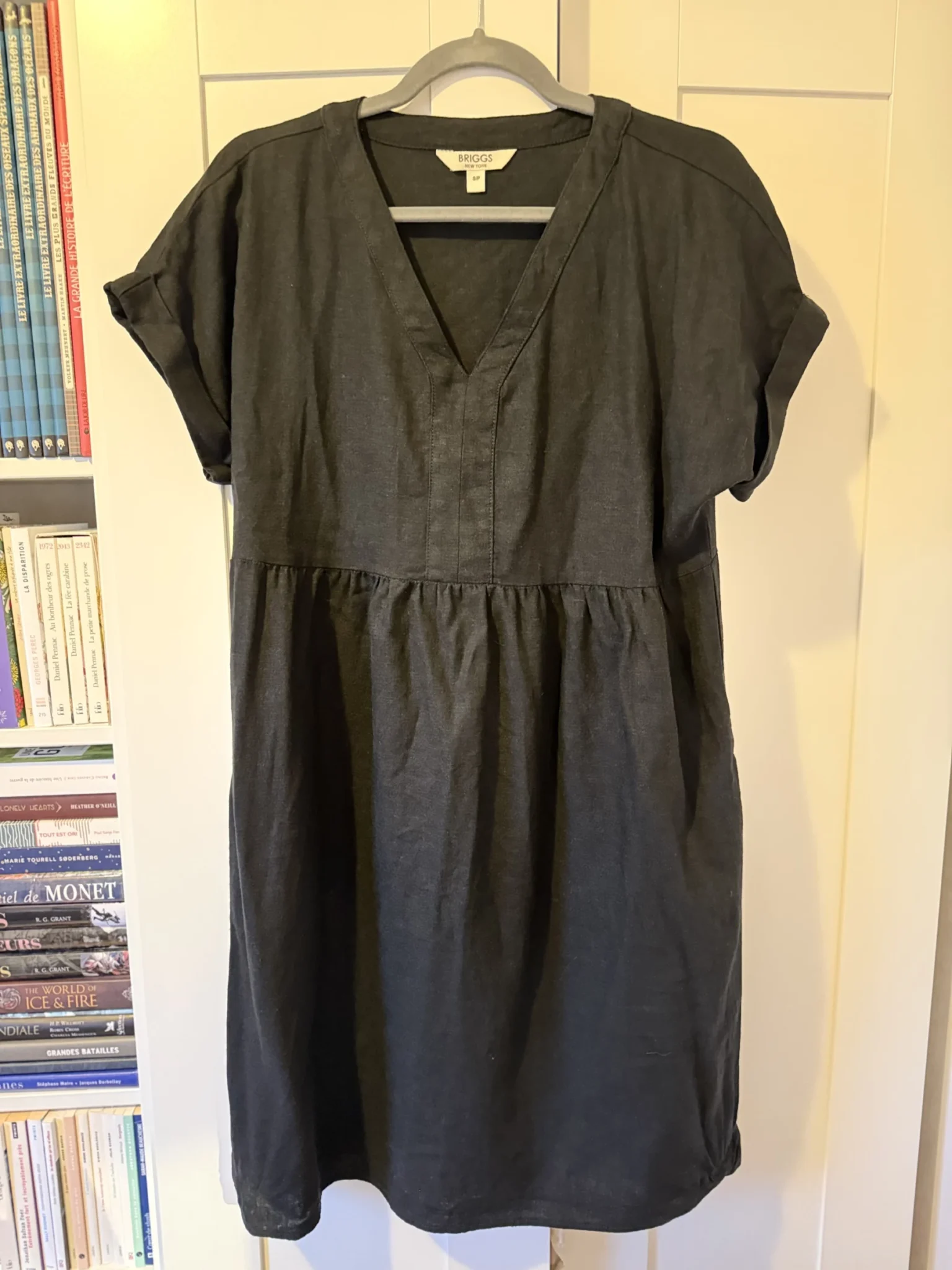 Featured image for Robe noire en lin