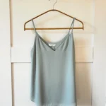 Featured thumbnail for ♥️Camisole gris bleutée BABATON