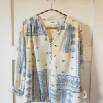 Featured thumbnail for ♥️Blouse écru / bleu BASH