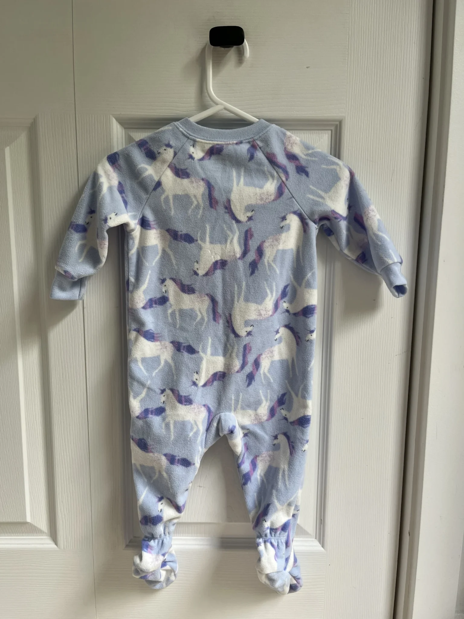 Image for Pyjamas 6-9 mois