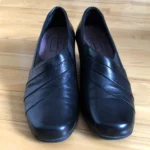 Featured thumbnail for CLARKS shoes / Rosalyn Adel style / black leather, size 5.5