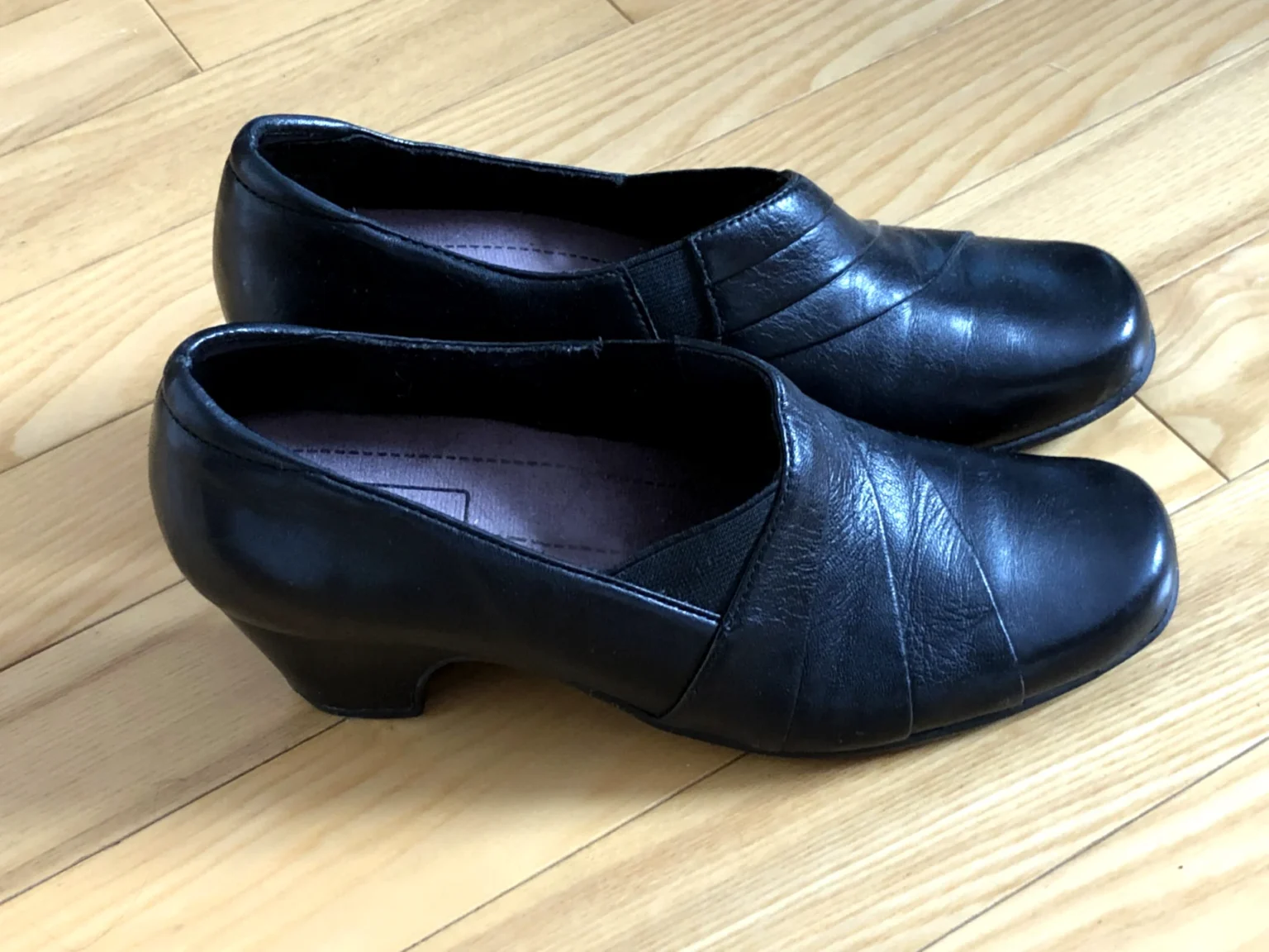 Image for CLARKS shoes / Rosalyn Adel style / black leather, size 5.5