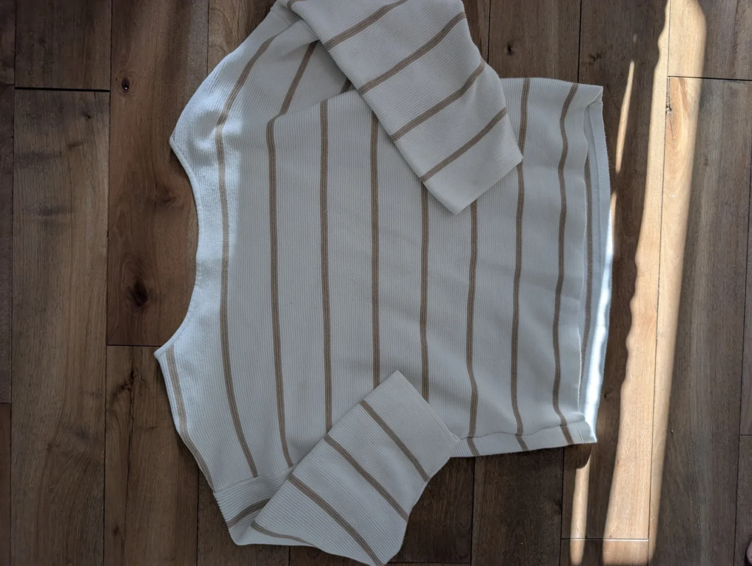 Featured image for Boat-neck jumper