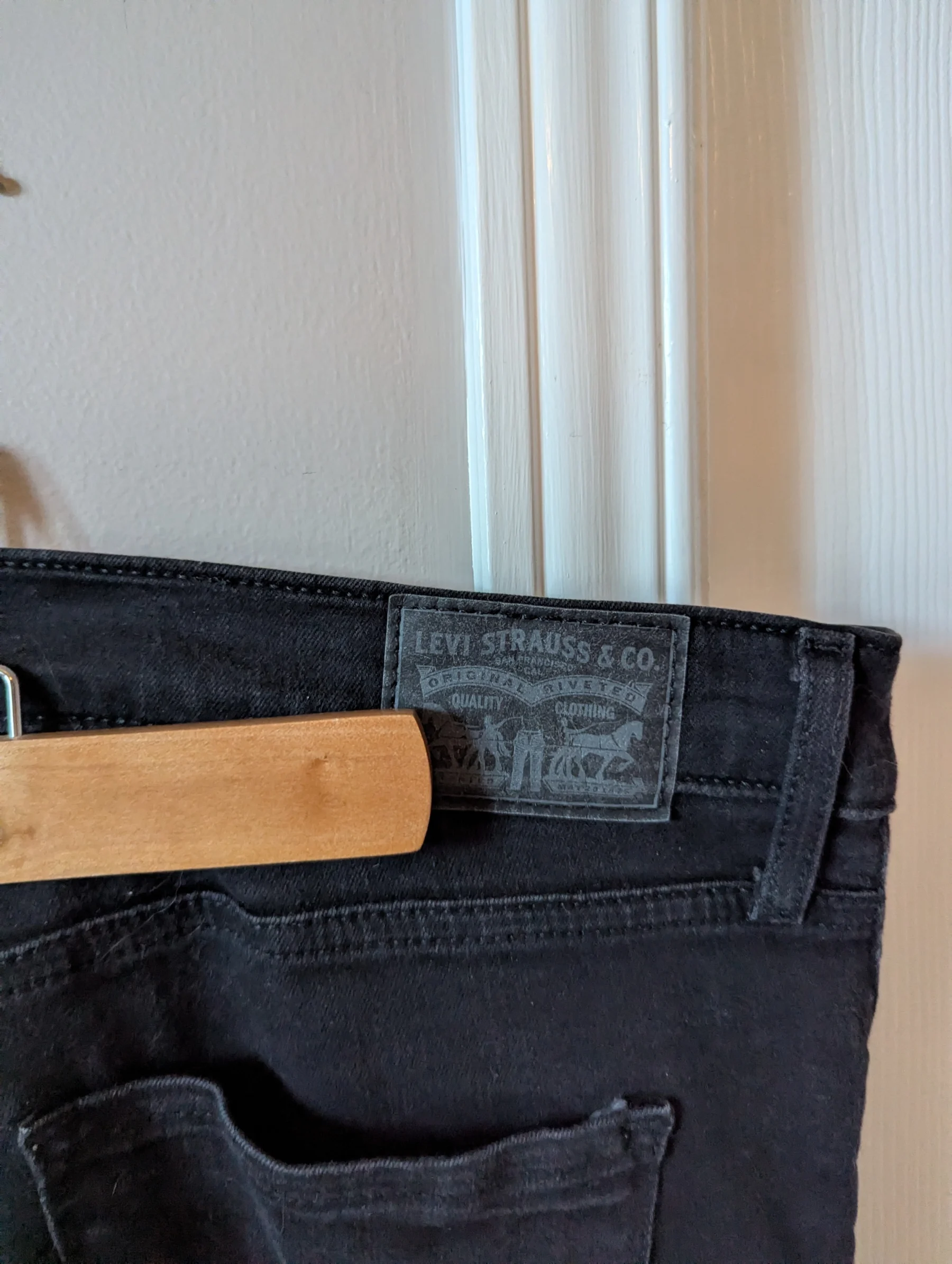 Jeans jambes droites Levis seconde main