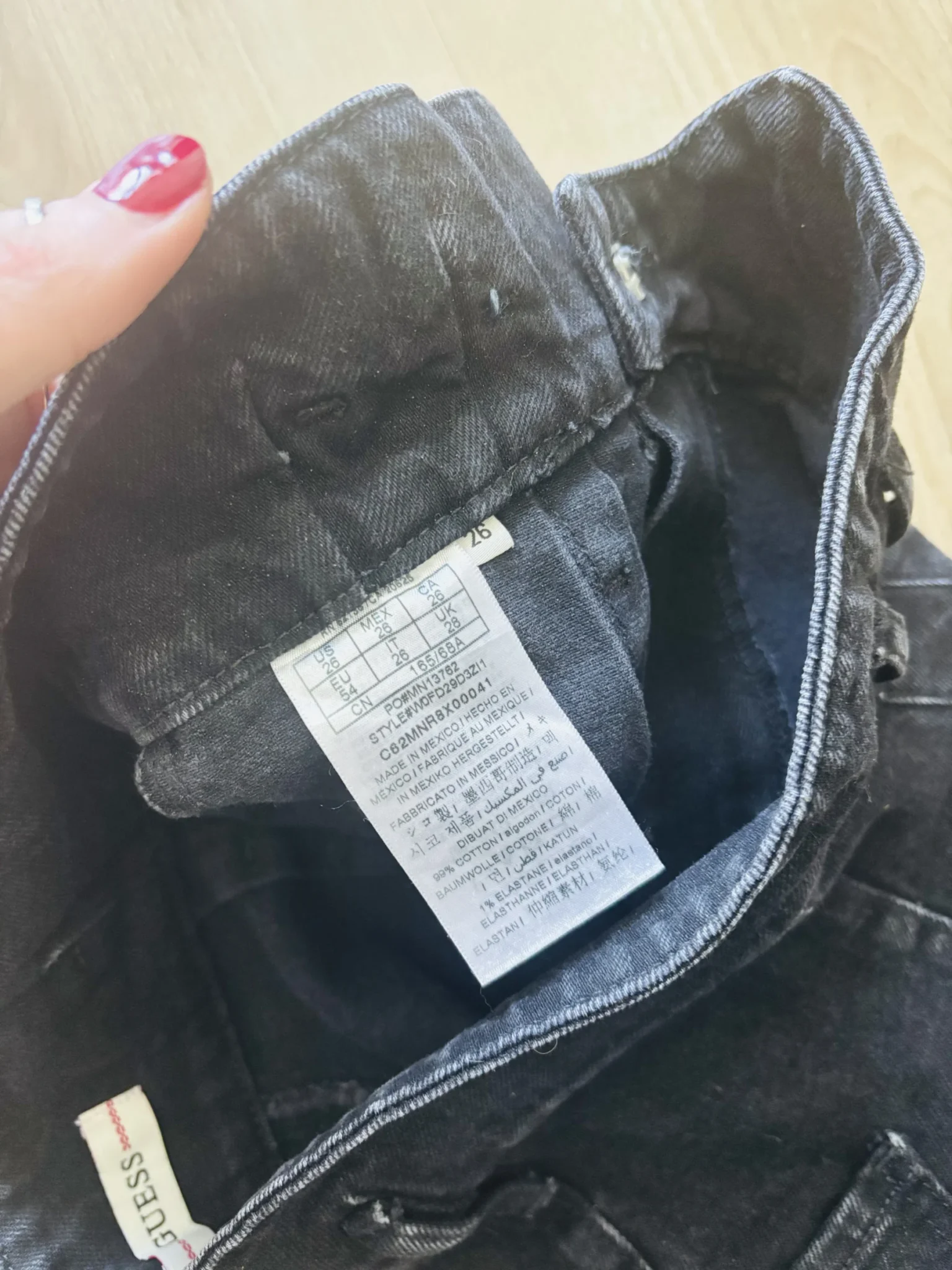Image for Guess High-Waisted Shorts / High-Rise Guess Shorts