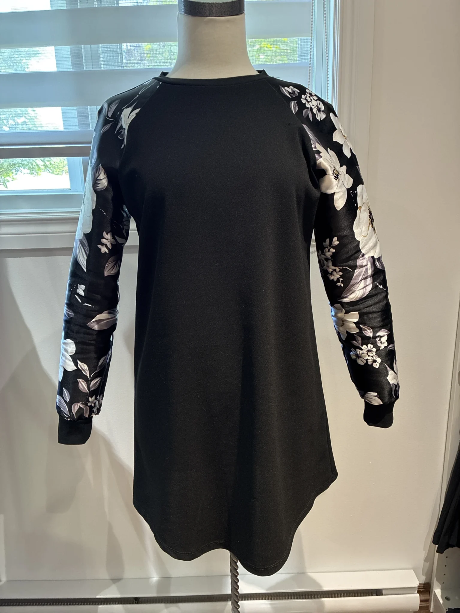 Featured image for Little baseball-style dress