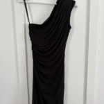 Featured thumbnail for Robe de soirée faite au Canada