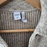 Thumbnail for Beige cropped cardigan