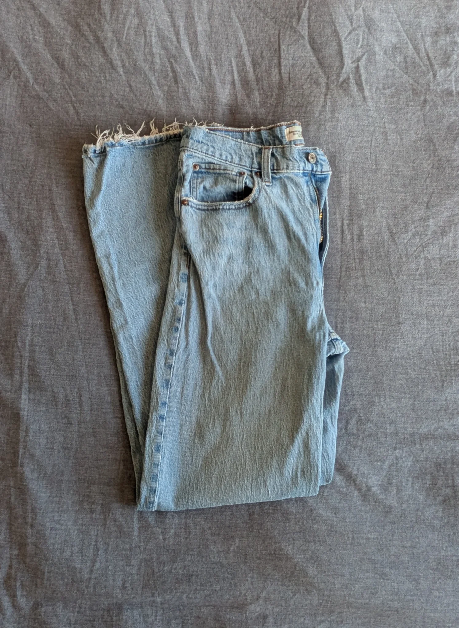 Image for Casual, high-waisted 90s-style jeans