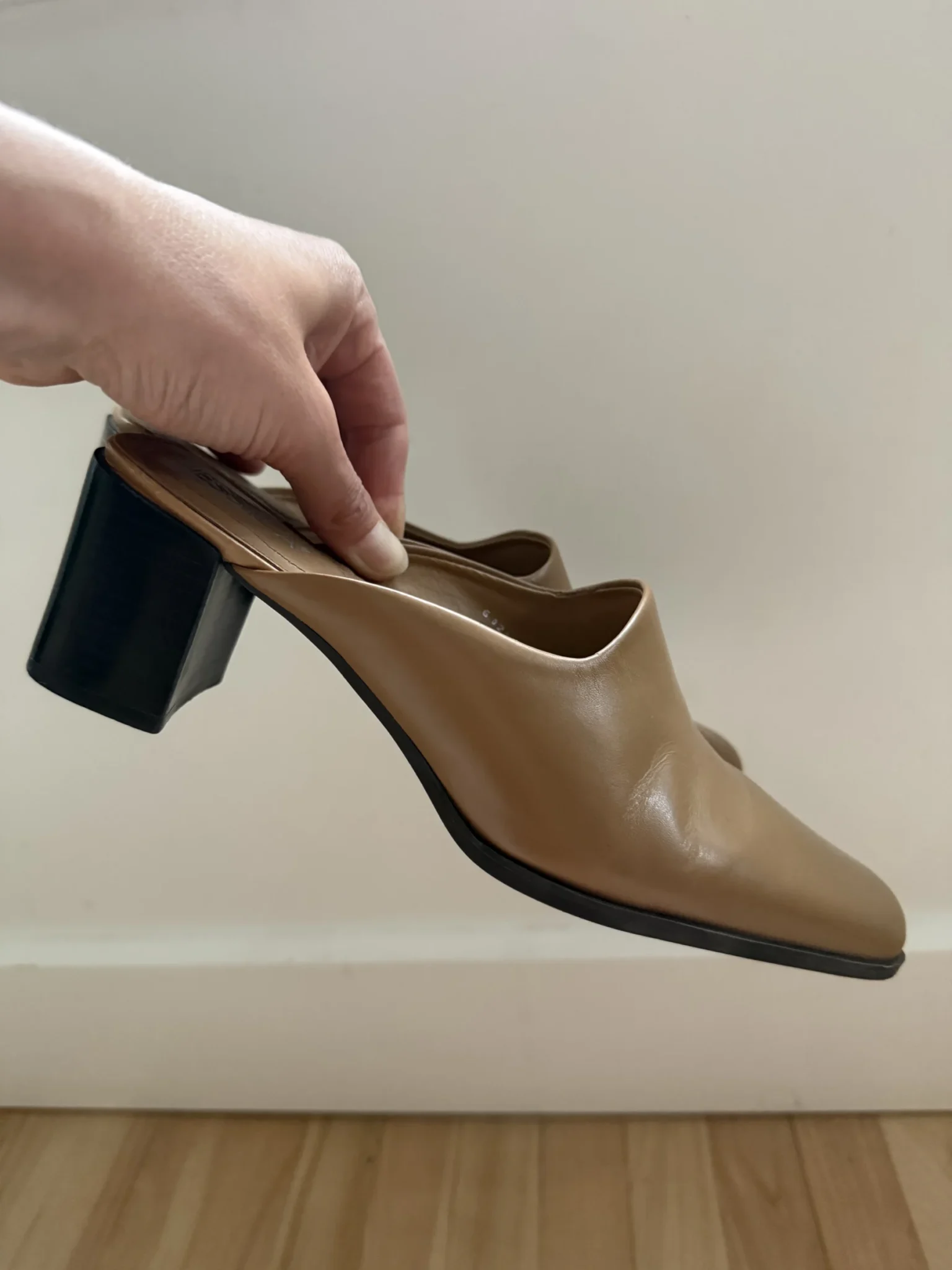 Featured image for Jessica Vintage leather heeled mules