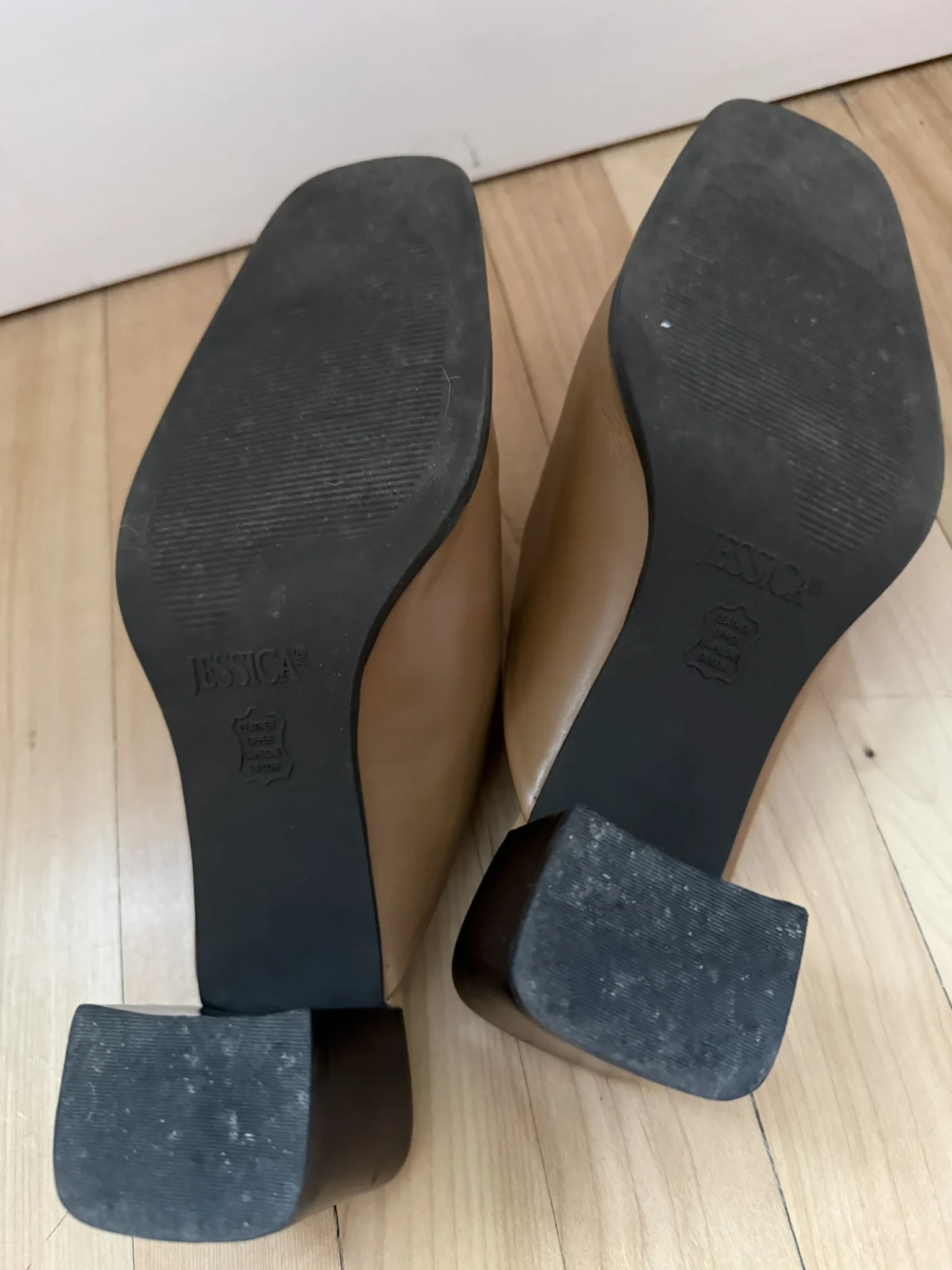 Image for Jessica Vintage leather heeled mules