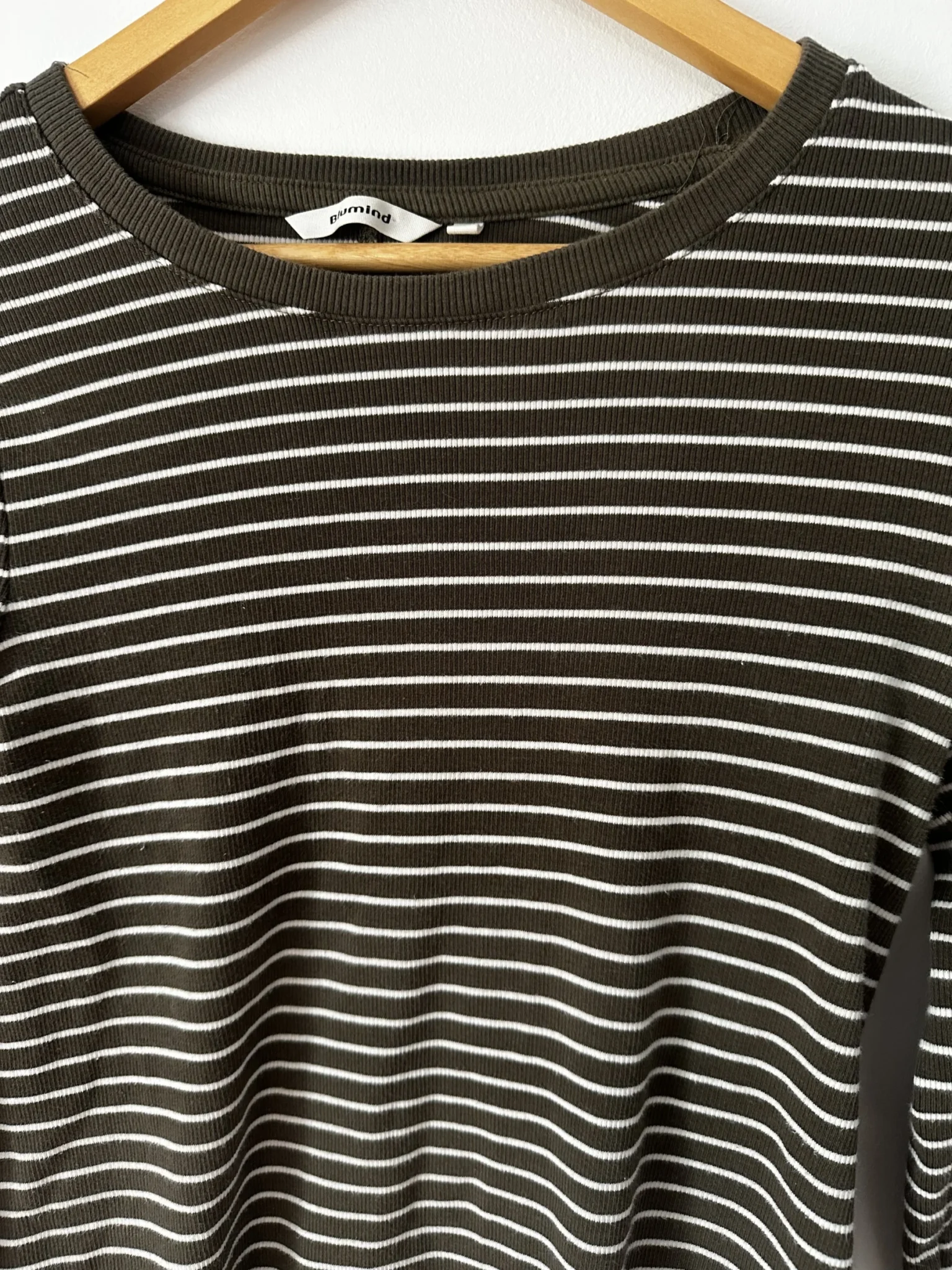 Image for Blumind green and white striped jumper