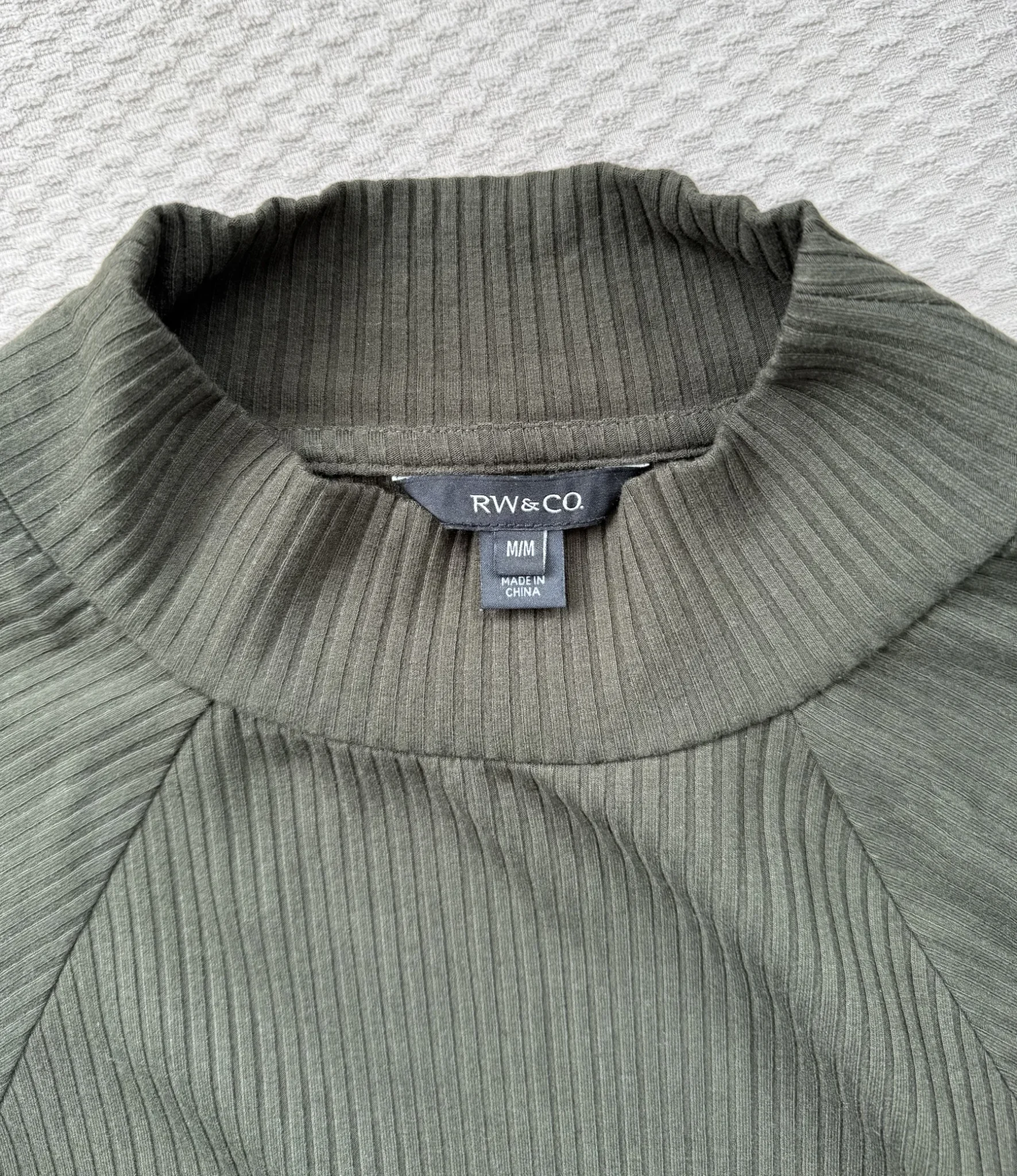 Image for Robe RW&CO