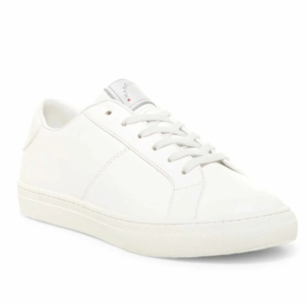 Marc Jacobs Baskets Blanches Marc Jacobs seconde main