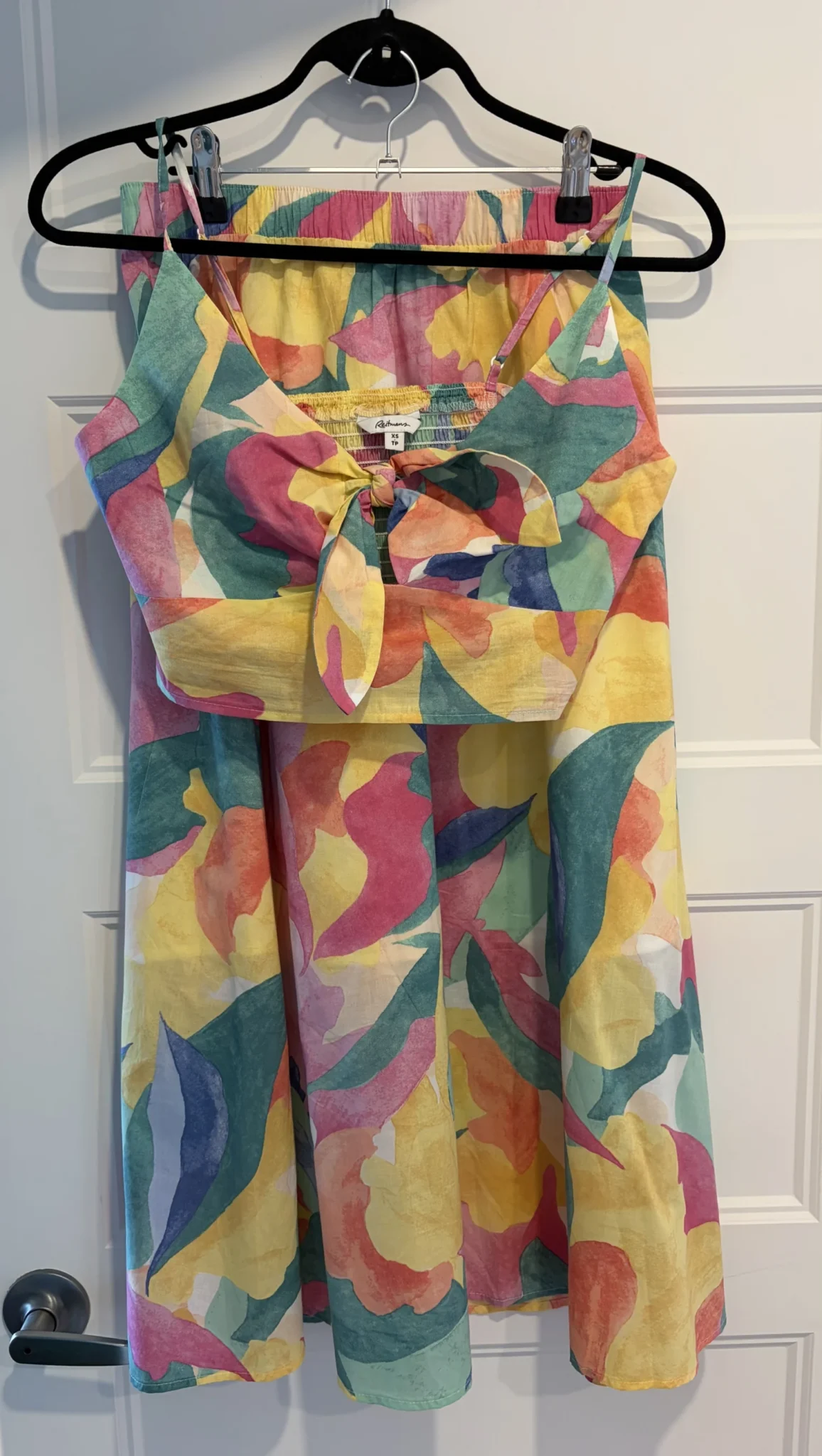 Featured image for Skirt and crop top set