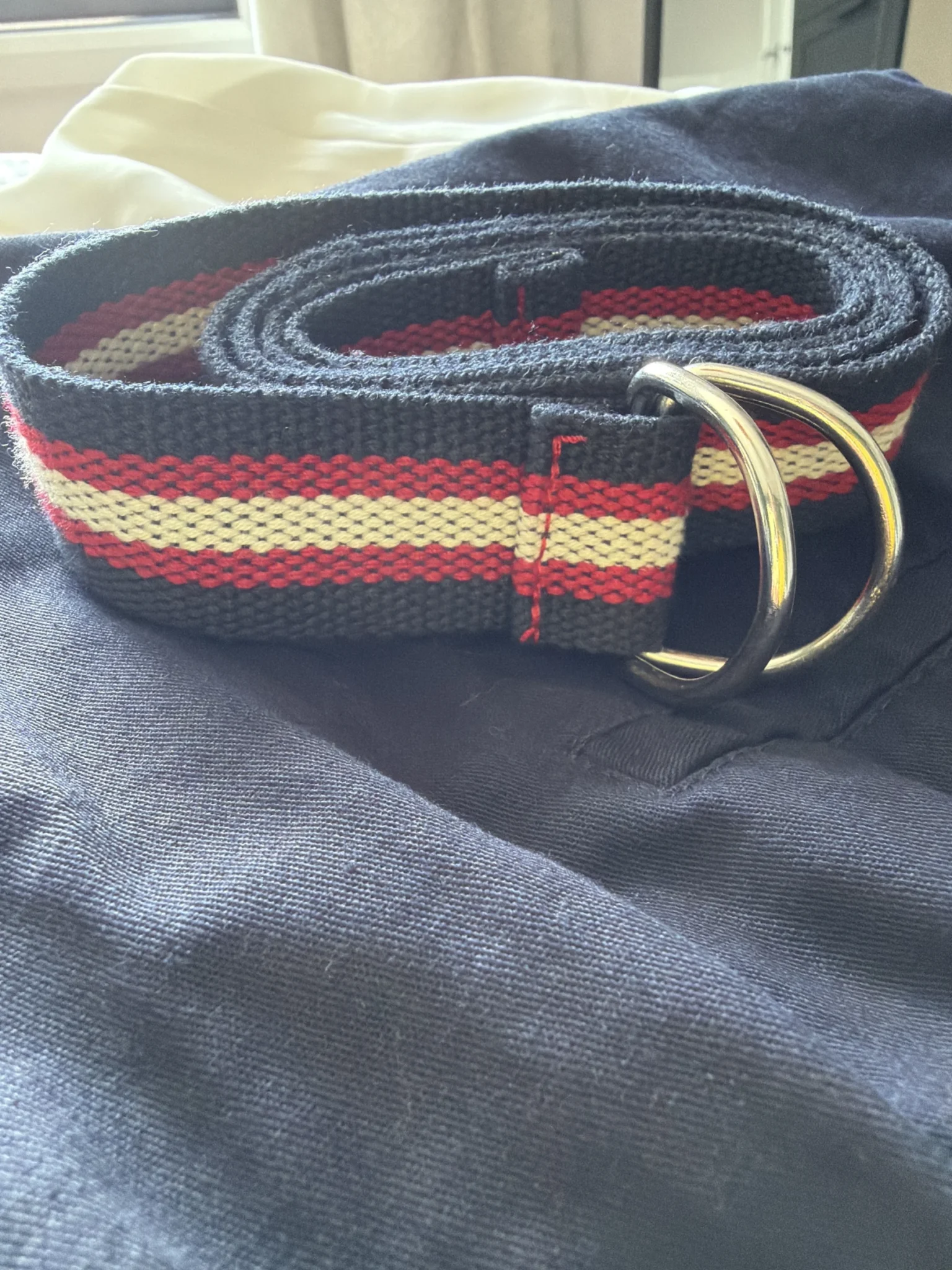 Image for Pantalon marine avec ceinture