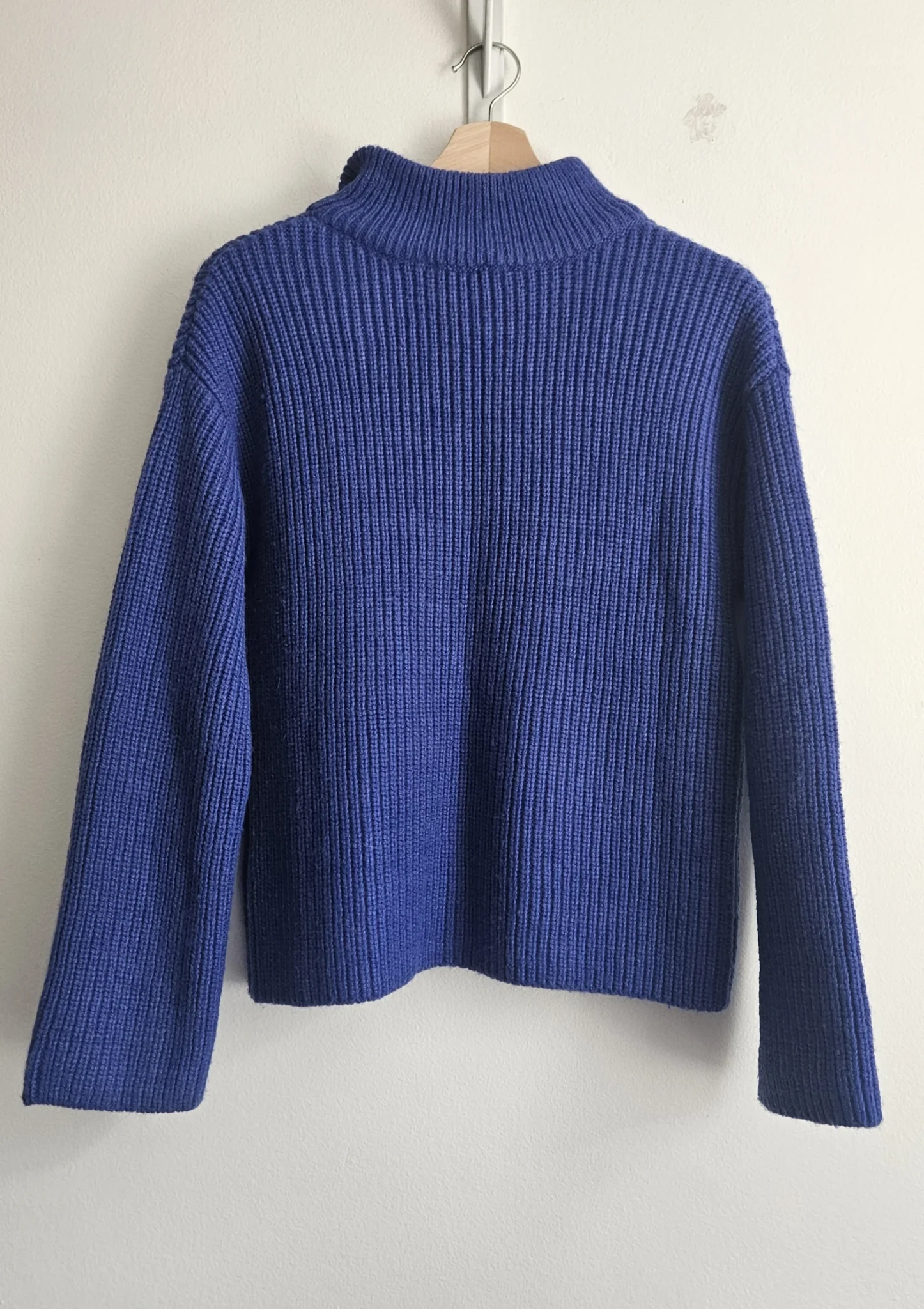 Image for 🌷Royal blue jumper