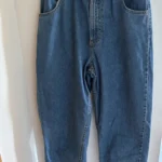 Featured thumbnail for Jeans jambe ballon taille haute