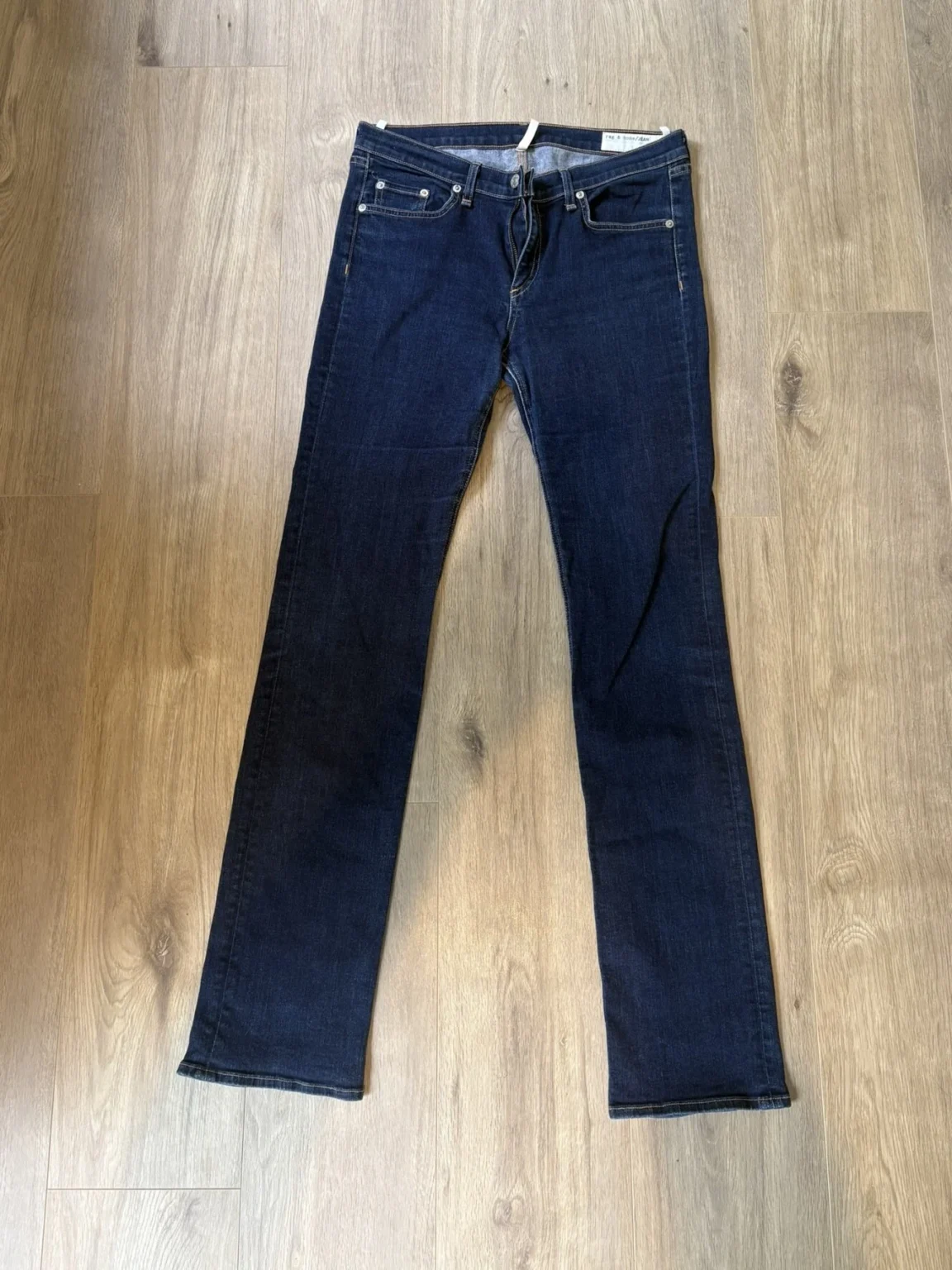 Image for Jean cigarette Rag & Bone, taille 32, délavage foncé, coupe slim droite - Comme neuf