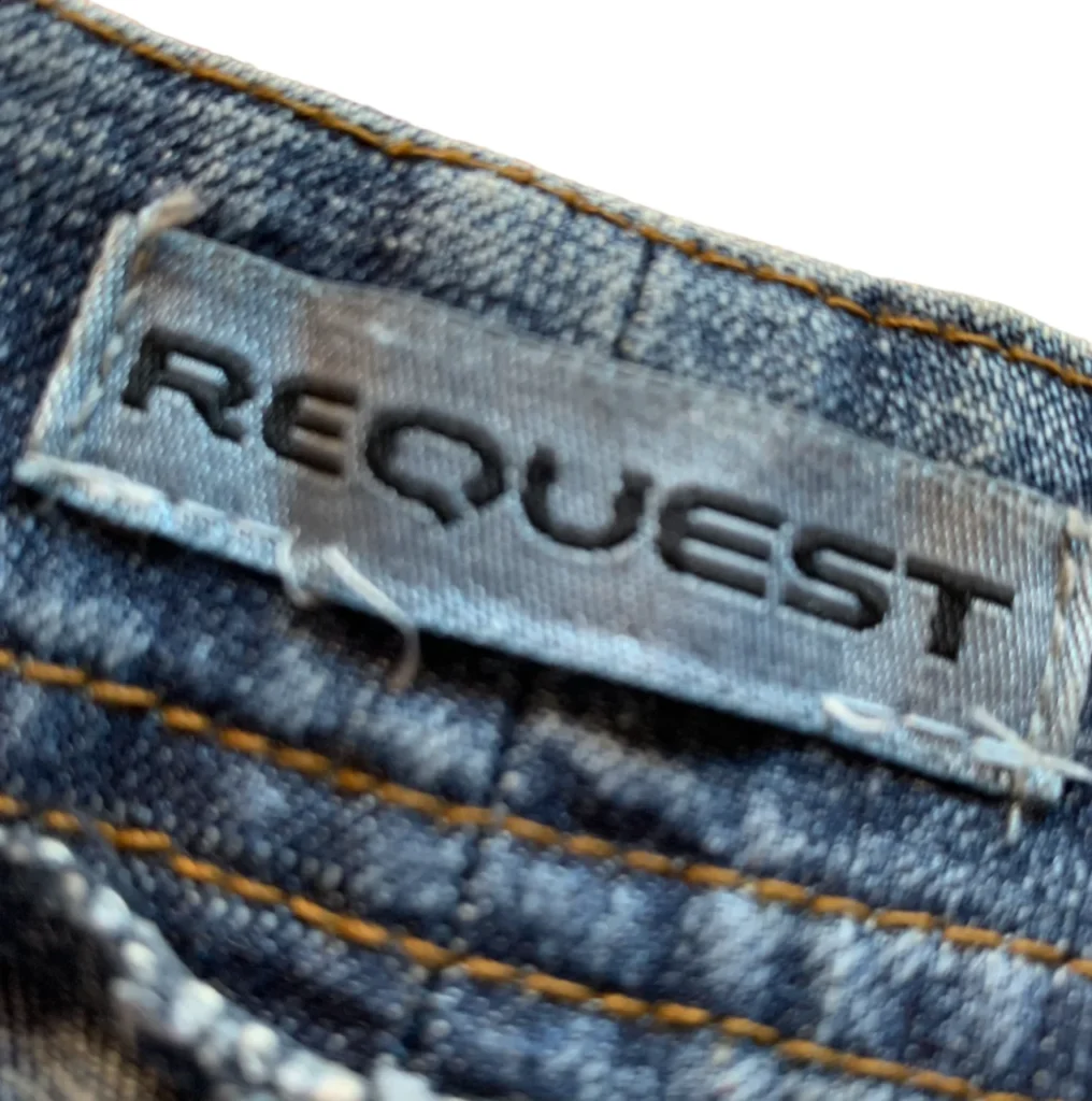Image for REQUEST – Jupe mini plissée en denim bleu avec détails à glissière –  Medium