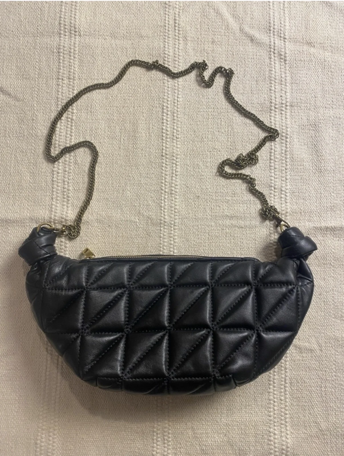 Sac Croissant matelassé en cuir Zara seconde main