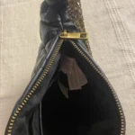 Thumbnail for Sac Croissant matelassé en cuir