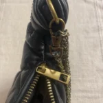 Thumbnail for Sac Croissant matelassé en cuir