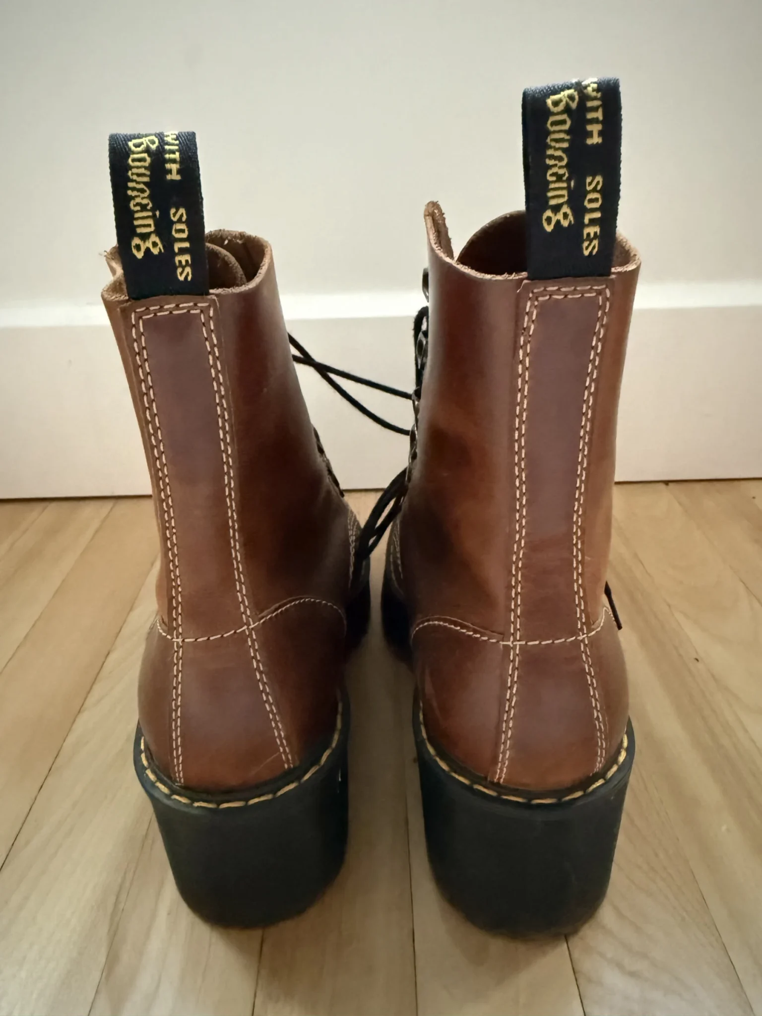 Image for Dr Martens bottes Leona
