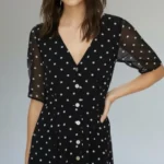 Featured thumbnail for Robe courte Wilfred