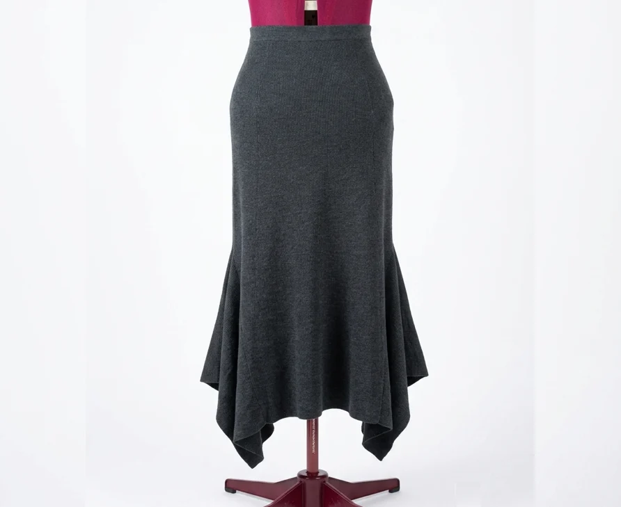 Sandro Paris – Jupe midi en maille côtelée en mélange de laine – taille S (petite taille) Sandro seconde main
