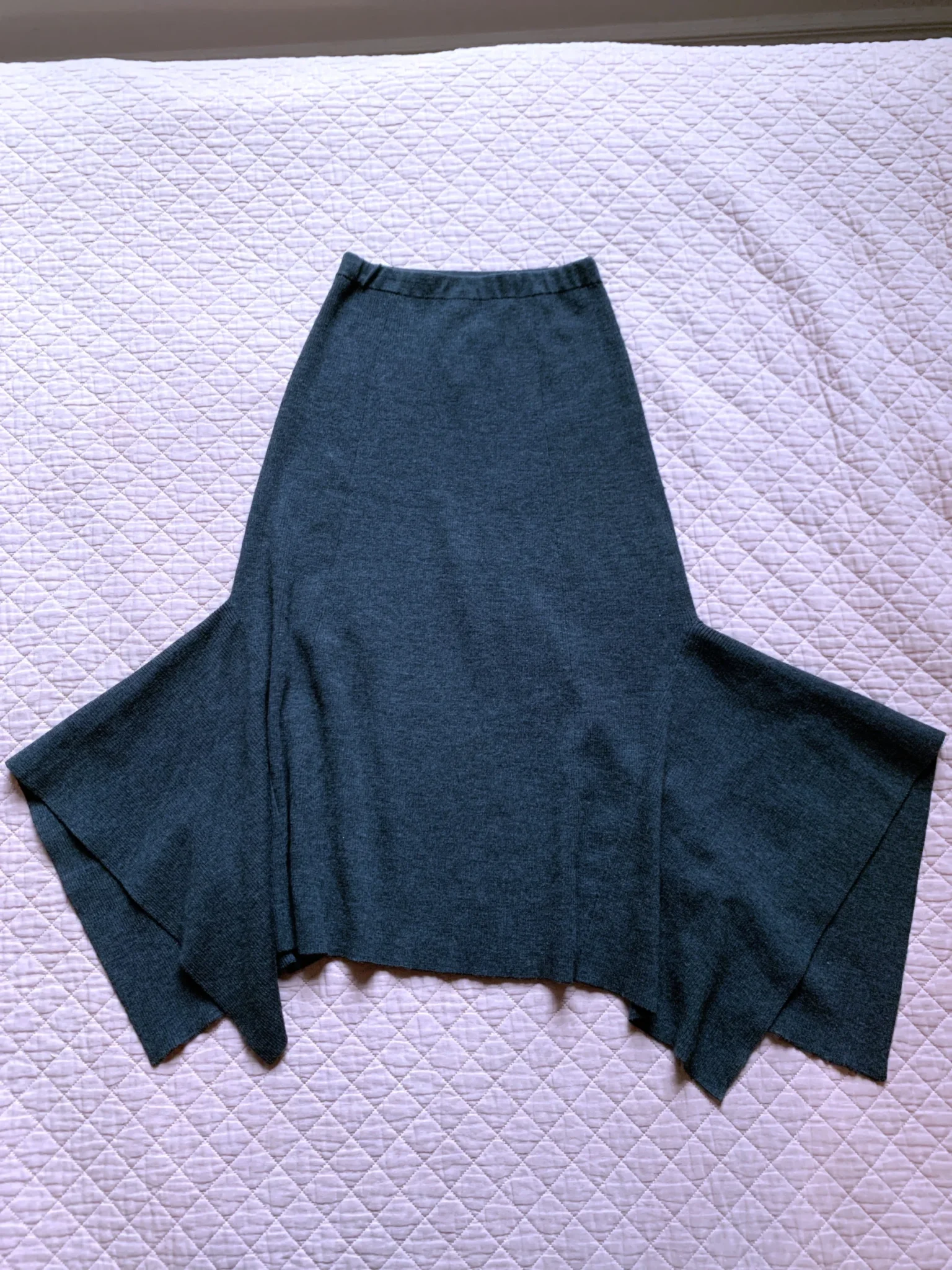 Image for Sandro Paris – Jupe midi en maille côtelée en mélange de laine – taille S (petite taille)