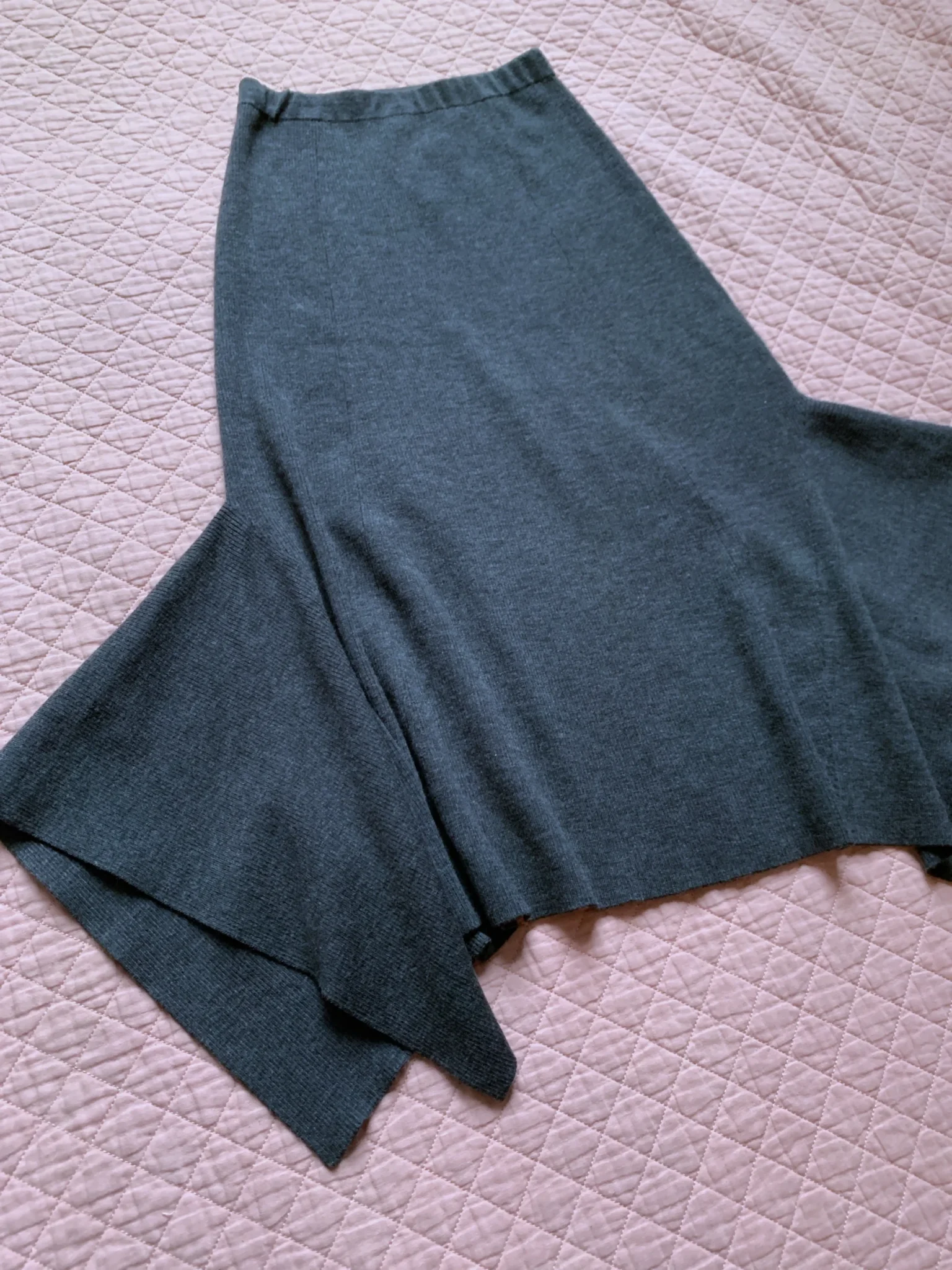 Image for Sandro Paris – Jupe midi en maille côtelée en mélange de laine – taille S (petite taille)