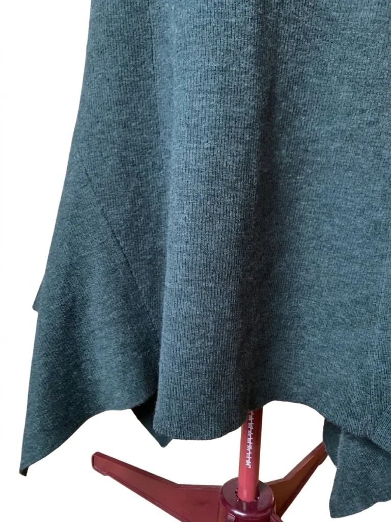Image for Sandro Paris – Jupe midi en maille côtelée en mélange de laine – taille S (petite taille)