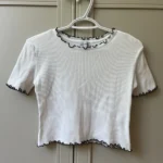 Featured thumbnail for T shirt côtelé blanc