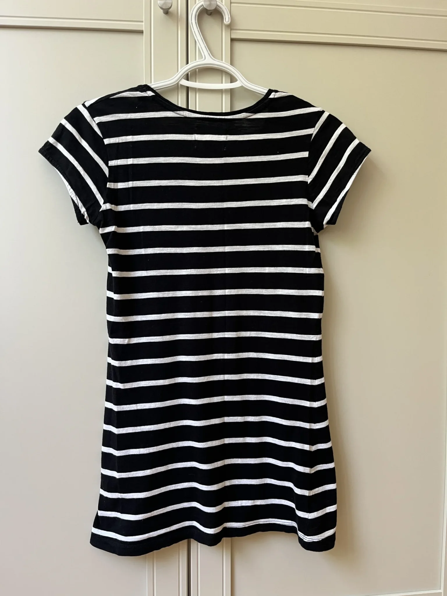 Image for T-shirt noir rayé blanc Zara