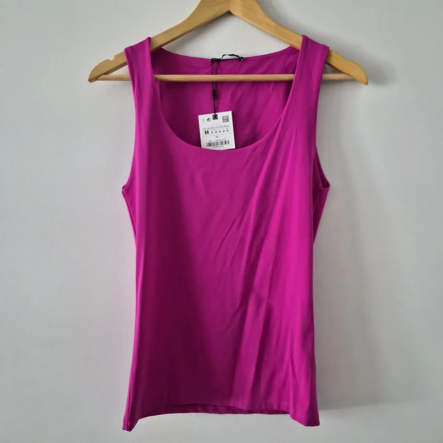 Featured image for Haut fuschia