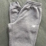 Featured thumbnail for Jogger new balance