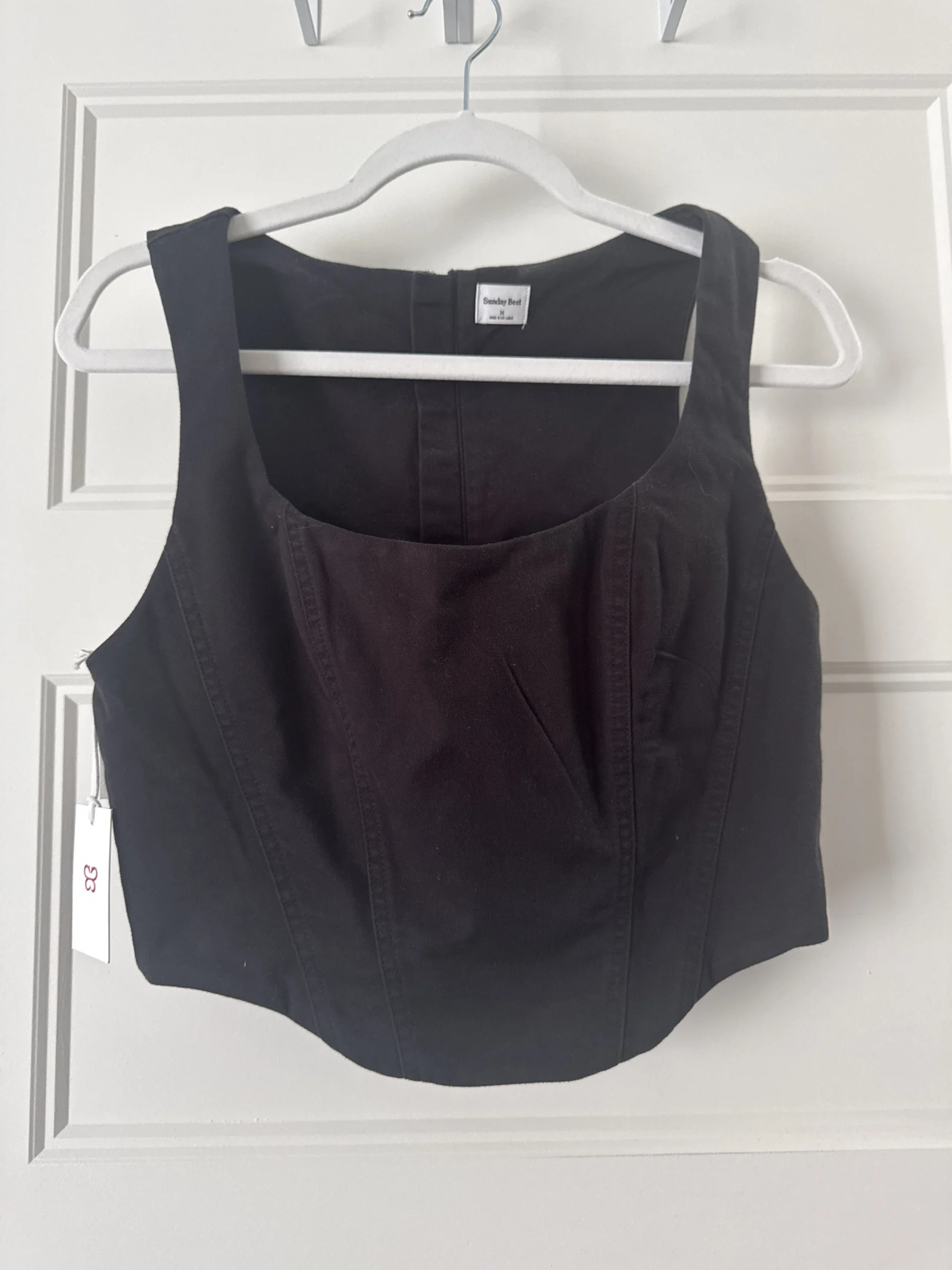 Haut neuf Aritzia Aritzia seconde main