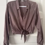 Featured thumbnail for Aritzia blouse