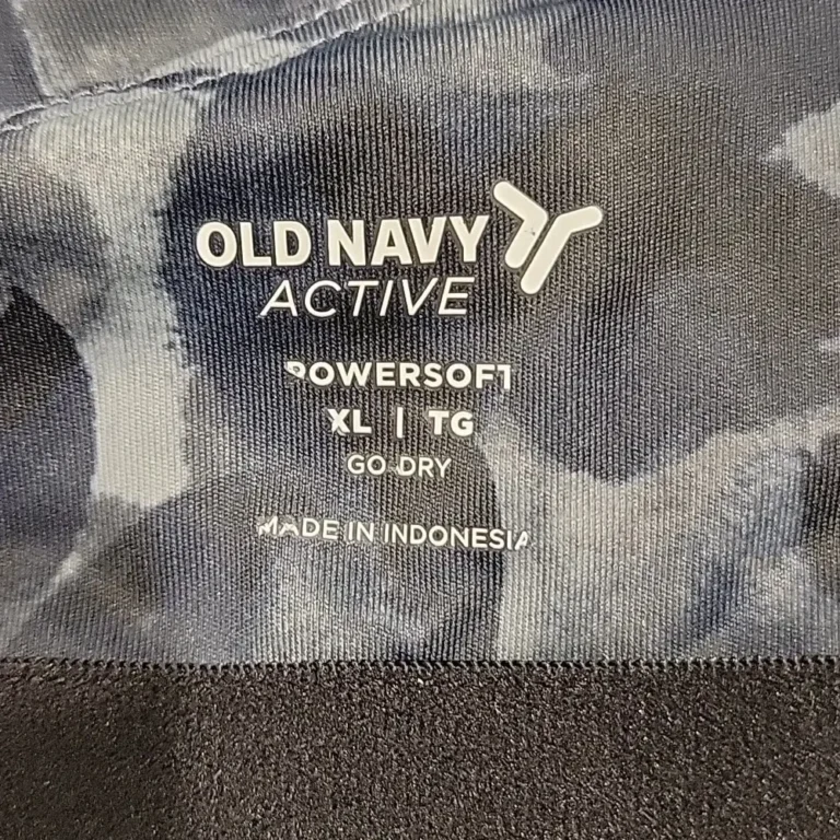 Image for Old Navy sports bra top with built-in bra, size XL