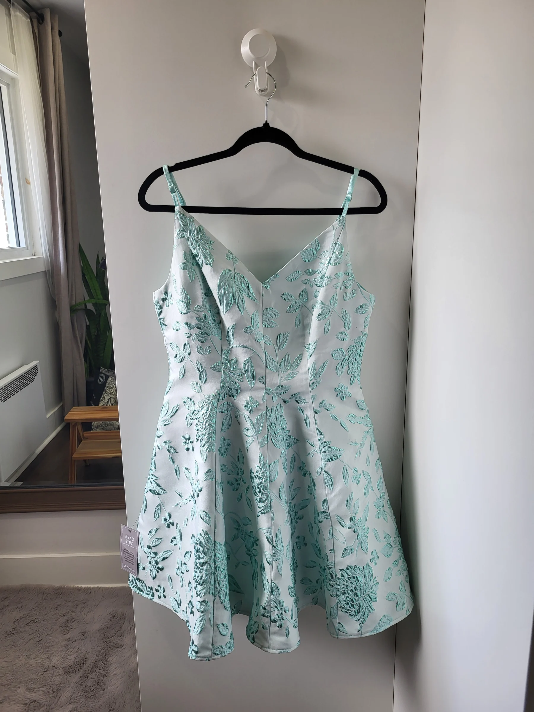 Le Château- Robe chic bleu à motif. Le Château seconde main